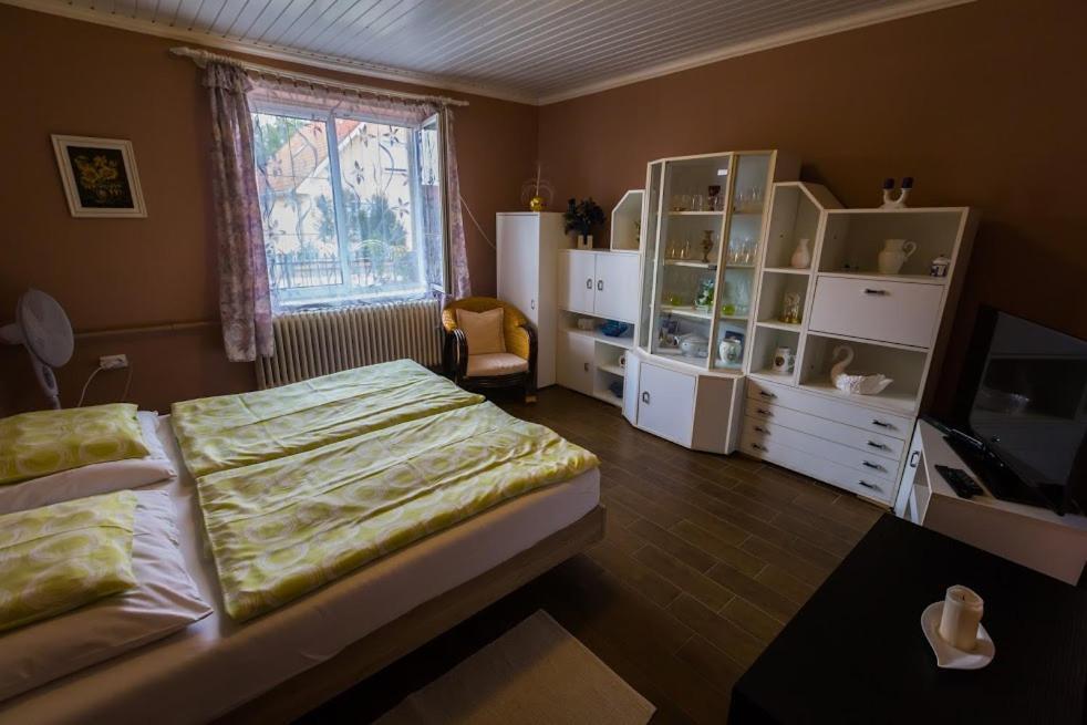 Joli Guesthouse Ordacsehi Kültér fotó